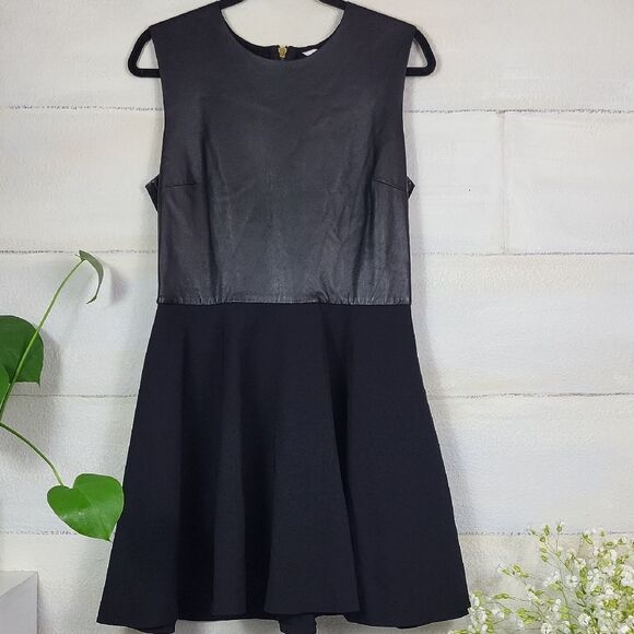 Diane Von Furstenberg Black A-Line Mini Dress with leather top.  Size 12 - Picture 1 of 7